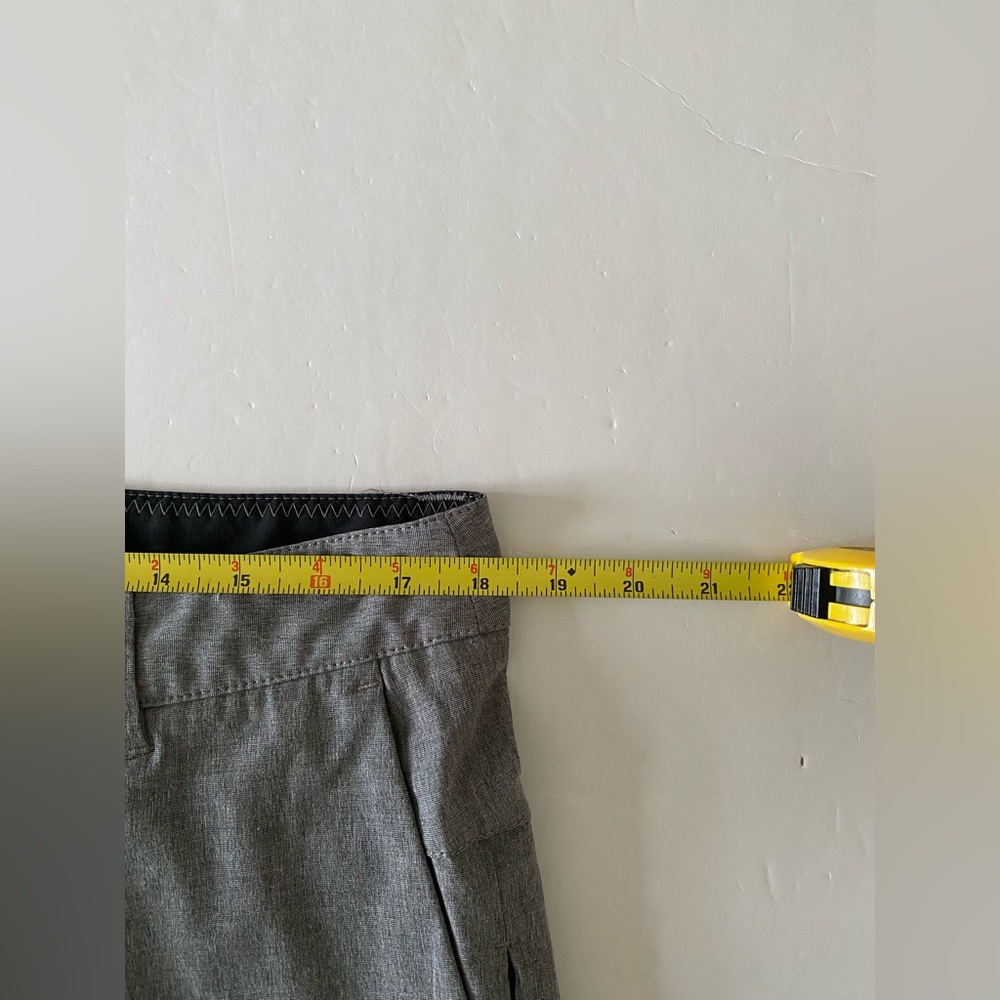 Vuori Men's Aim Chino Pants, Gray, Size 36, Stretch Performance Golf Active V431 - Picture 10 of 16